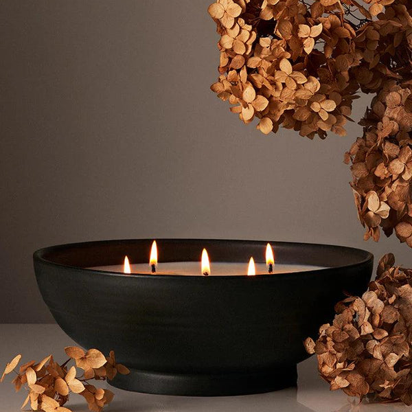 Illustrative image for From Cozy to Luxe: The Best Holiday Candles for 2024