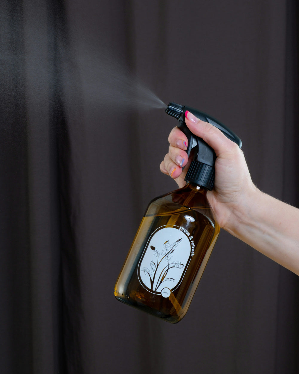 Diffusers vs Room Sprays: What’s the Difference?