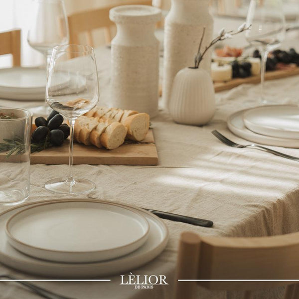 Illustrative image for Scenting Secrets for Hosting the Ultimate Dinner Party