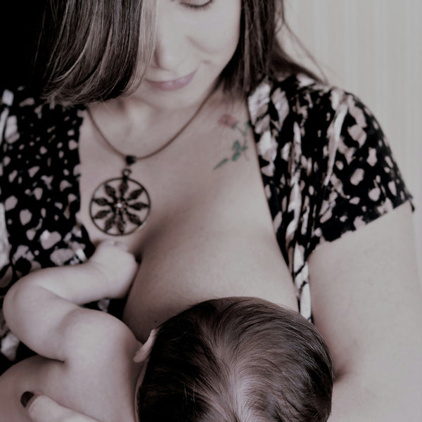 Illustrative image for Essential Oils and Breastfeeding: What’s Safe and What to Avoid