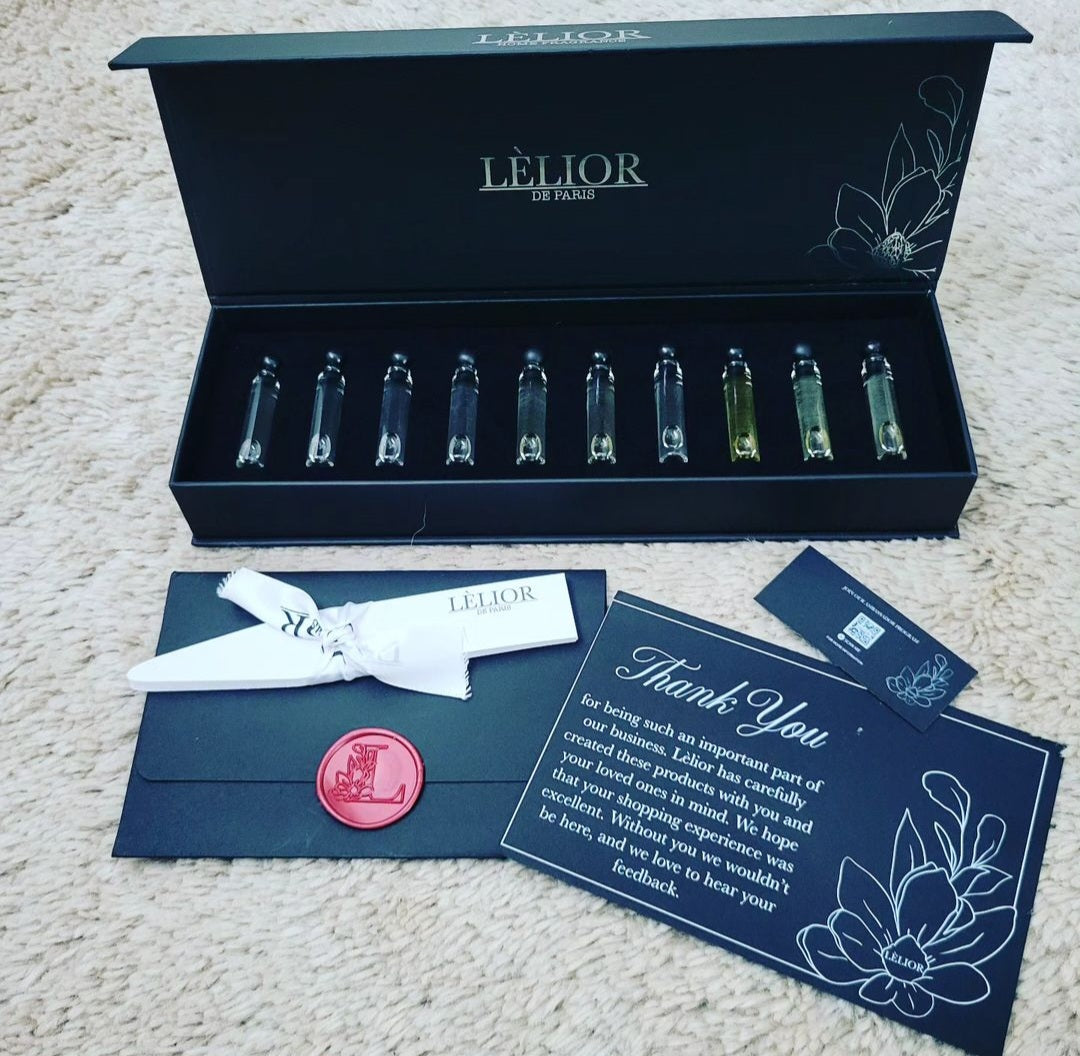 close box of home fragrance samples | Lèlior